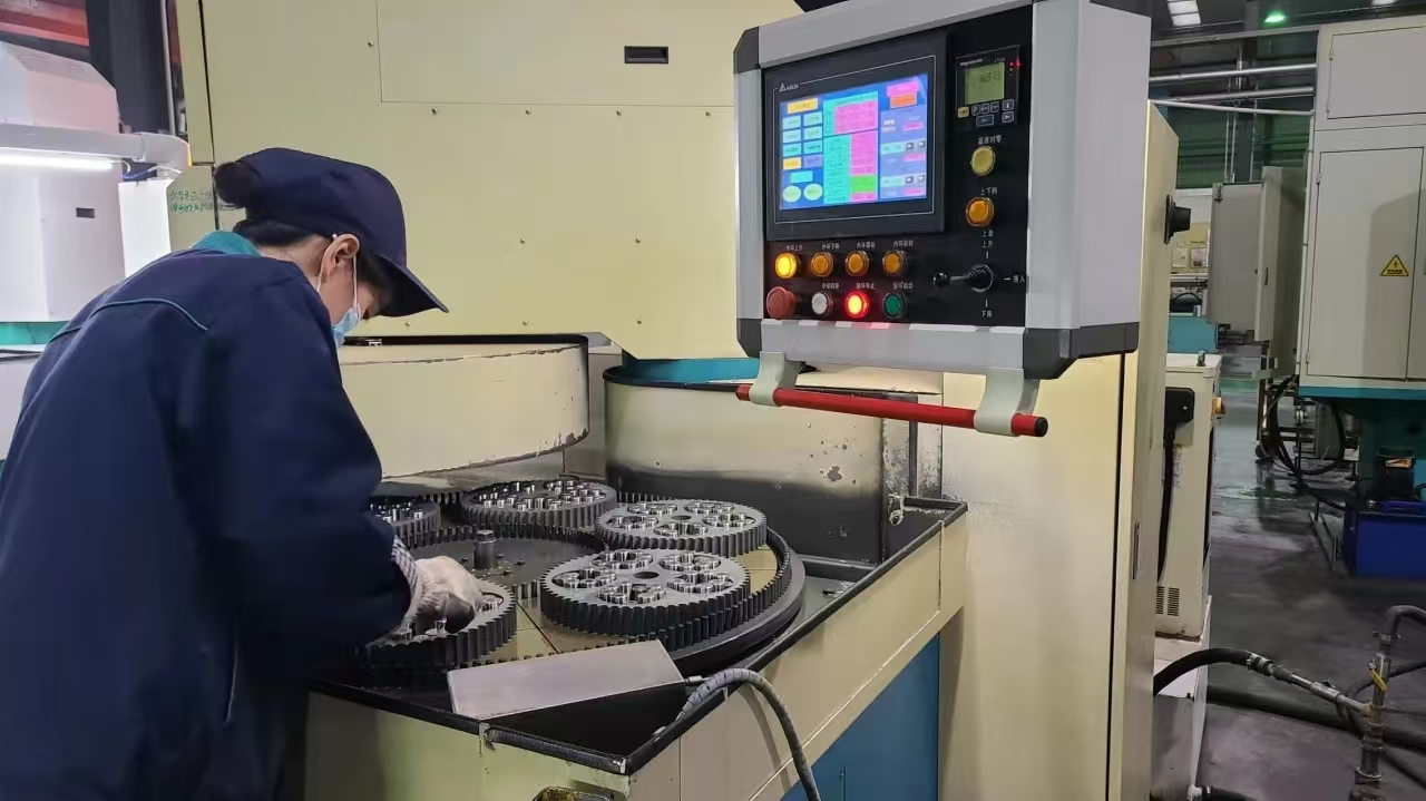 AFUTAI Bearing is a powerful tool for improving the efficiency of industrial equipment – why choose AFUTAI Bearing?