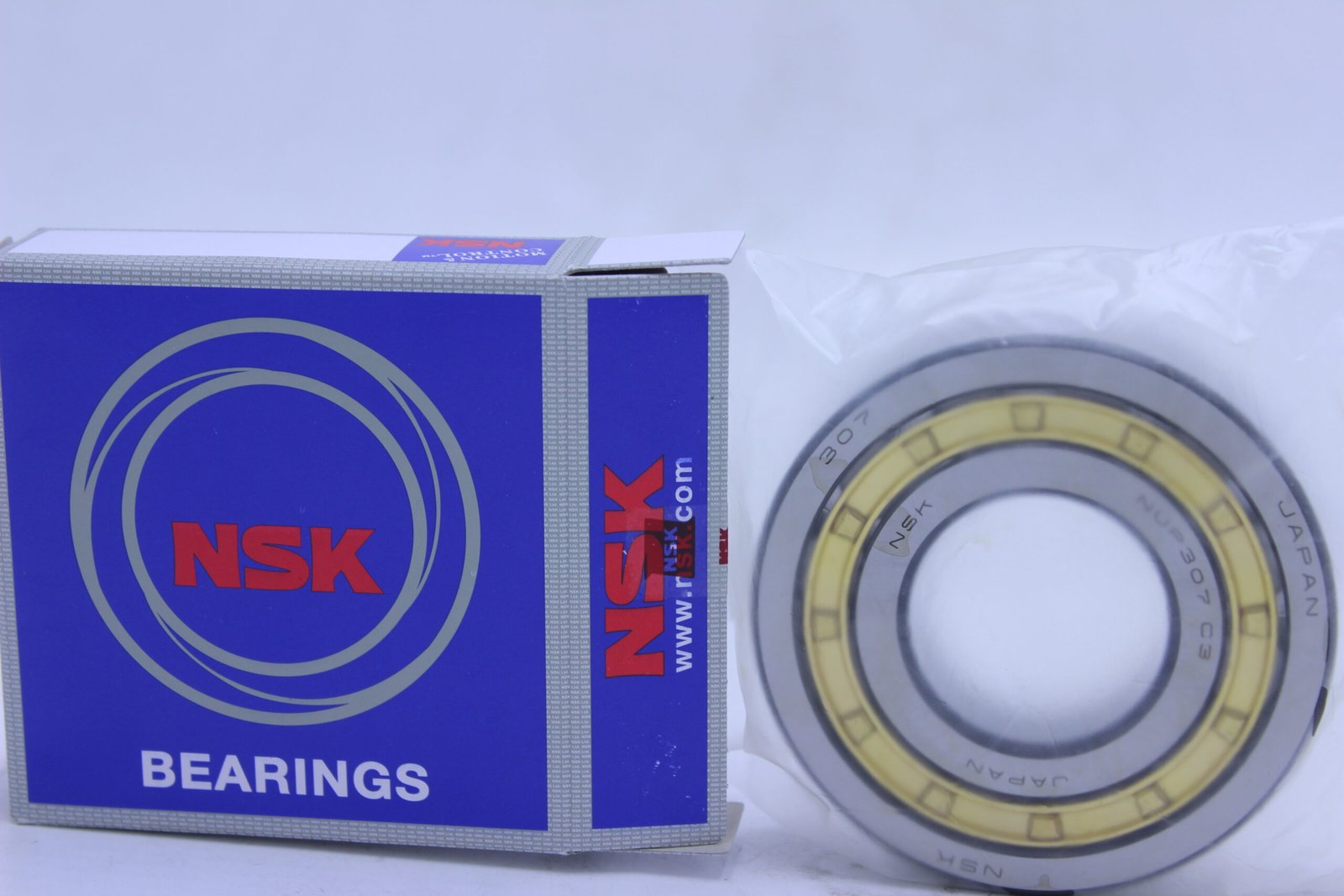 NUP307 Cylindrical Roller Bearing supplier for industrial equipment